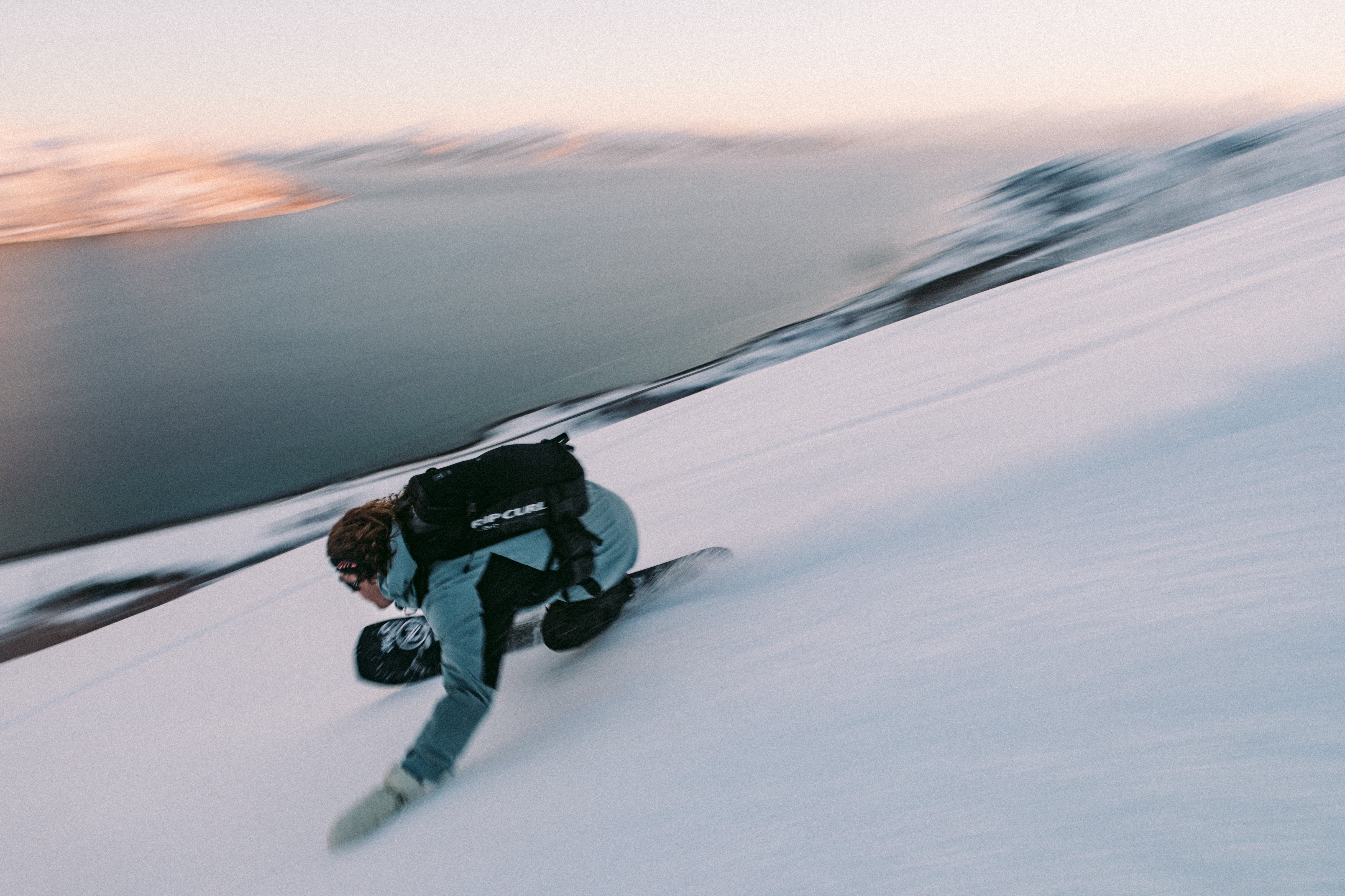 Sebastien Konijnenberg, in Norwegen fotografiert von Sam Ingle